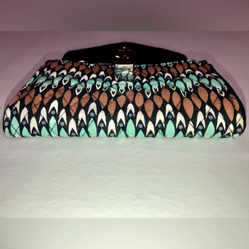 Vera Bradley Your Turn Smartphone Wristlet Sierra Stream Clutch Retired Pattern